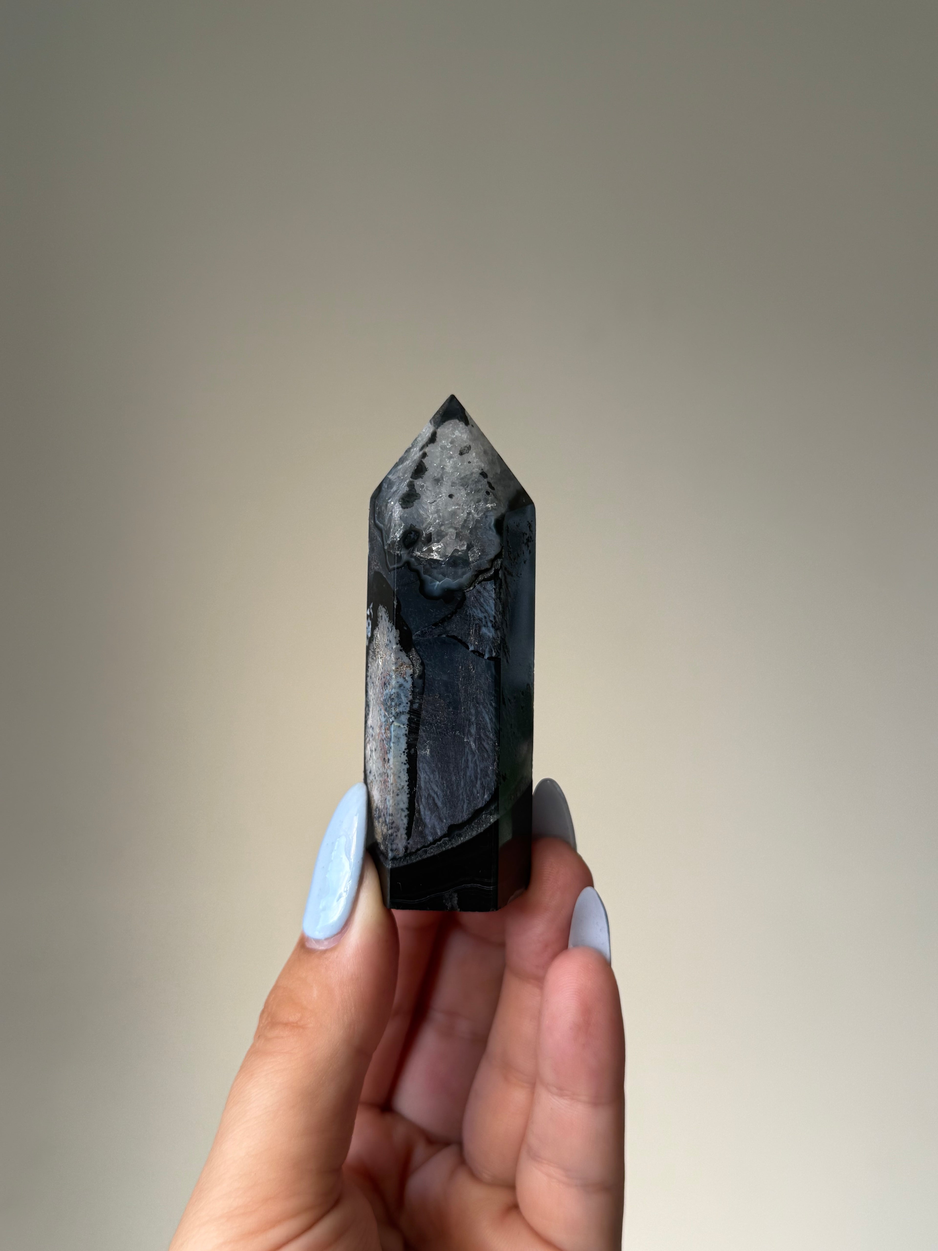 Black Banded Agate with Natural Quartz | Crystal Cartel #180 8cm