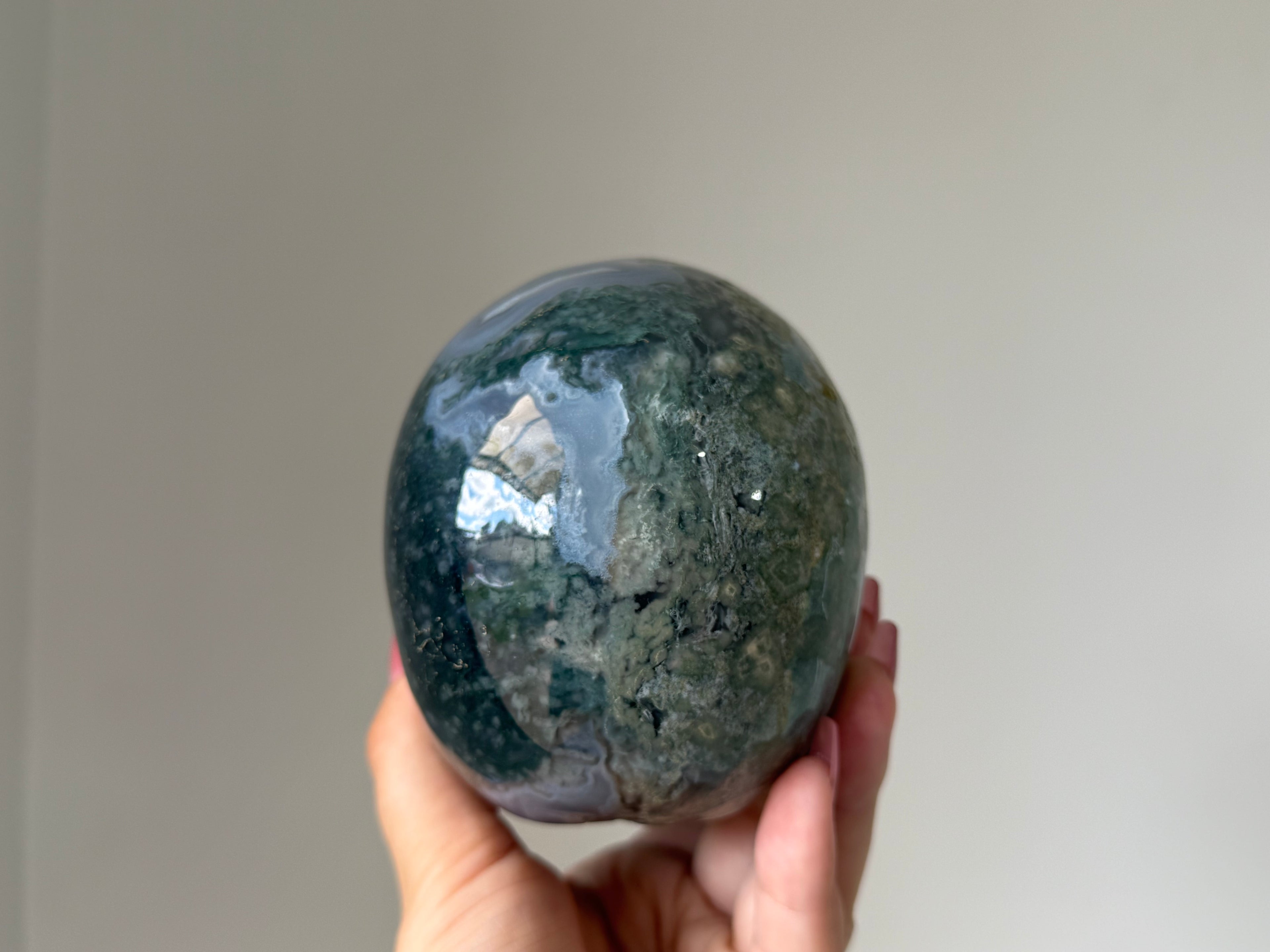 Moss Agate & Quartz Crystal Skull Carving – Natural Green Skull Stone for Grounding & Growth