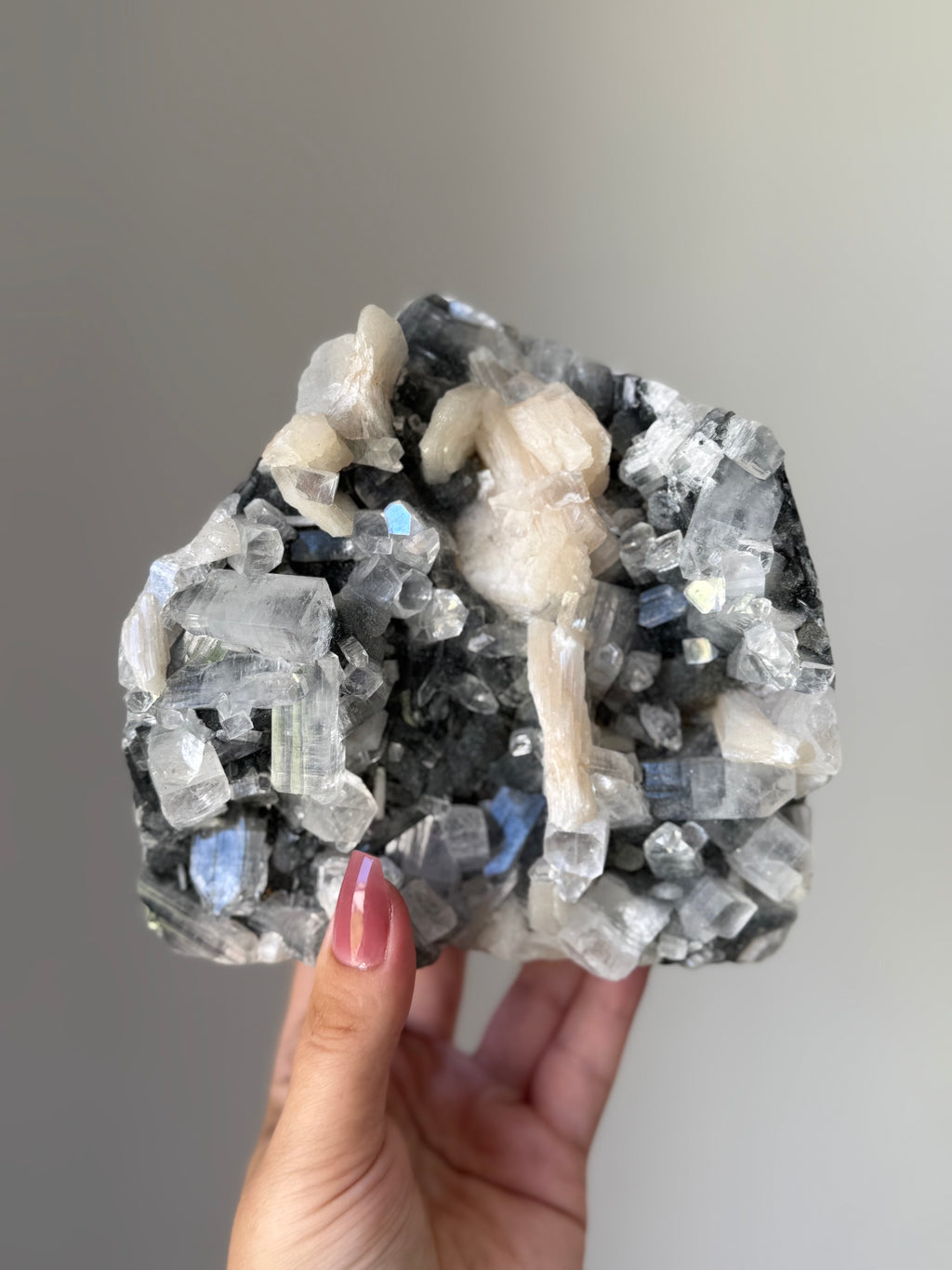 Apophyllite with Stilbite Crystal Cluster for Spiritual Awakening – High Vibration Meditation Stone