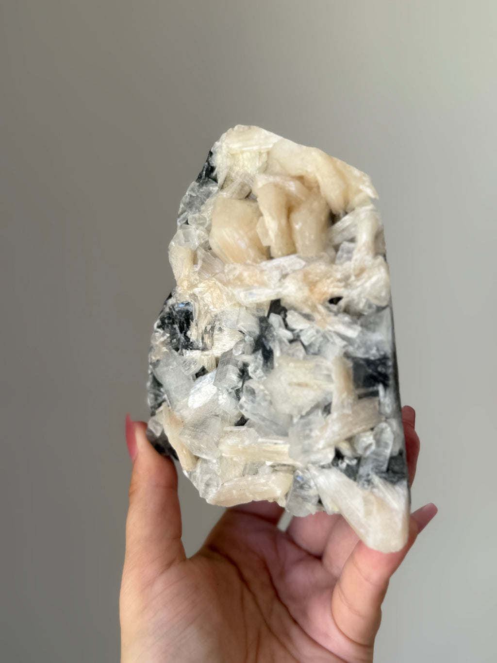Apophyllite with Stilbite Crystal Cluster for Spiritual Awakening – High Vibration Meditation Stone