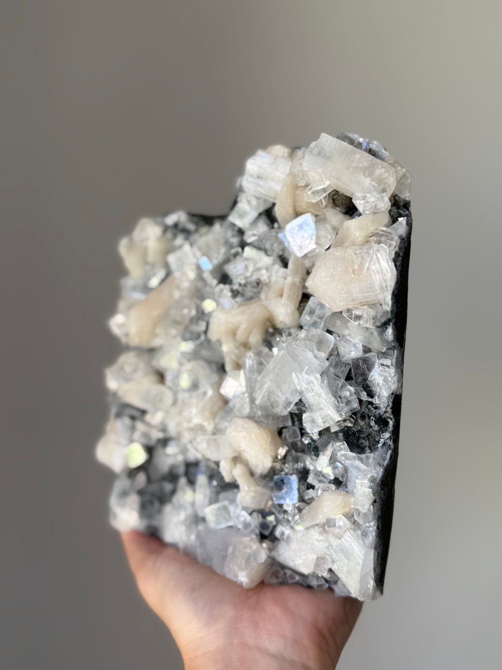 Apophyllite with Stilbite Crystal Cluster for Spiritual Awakening – High Vibration Meditation Stone