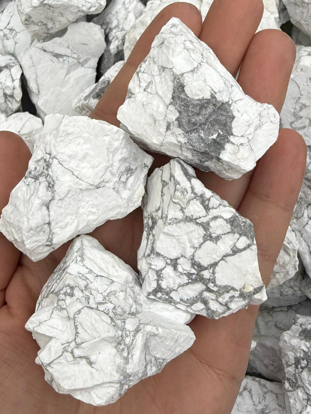 Howlite Crystal – Calming White Stone for Stress Relief & Sleep - Crown Chakra Calming & Meditation Stone - Raw Chunk