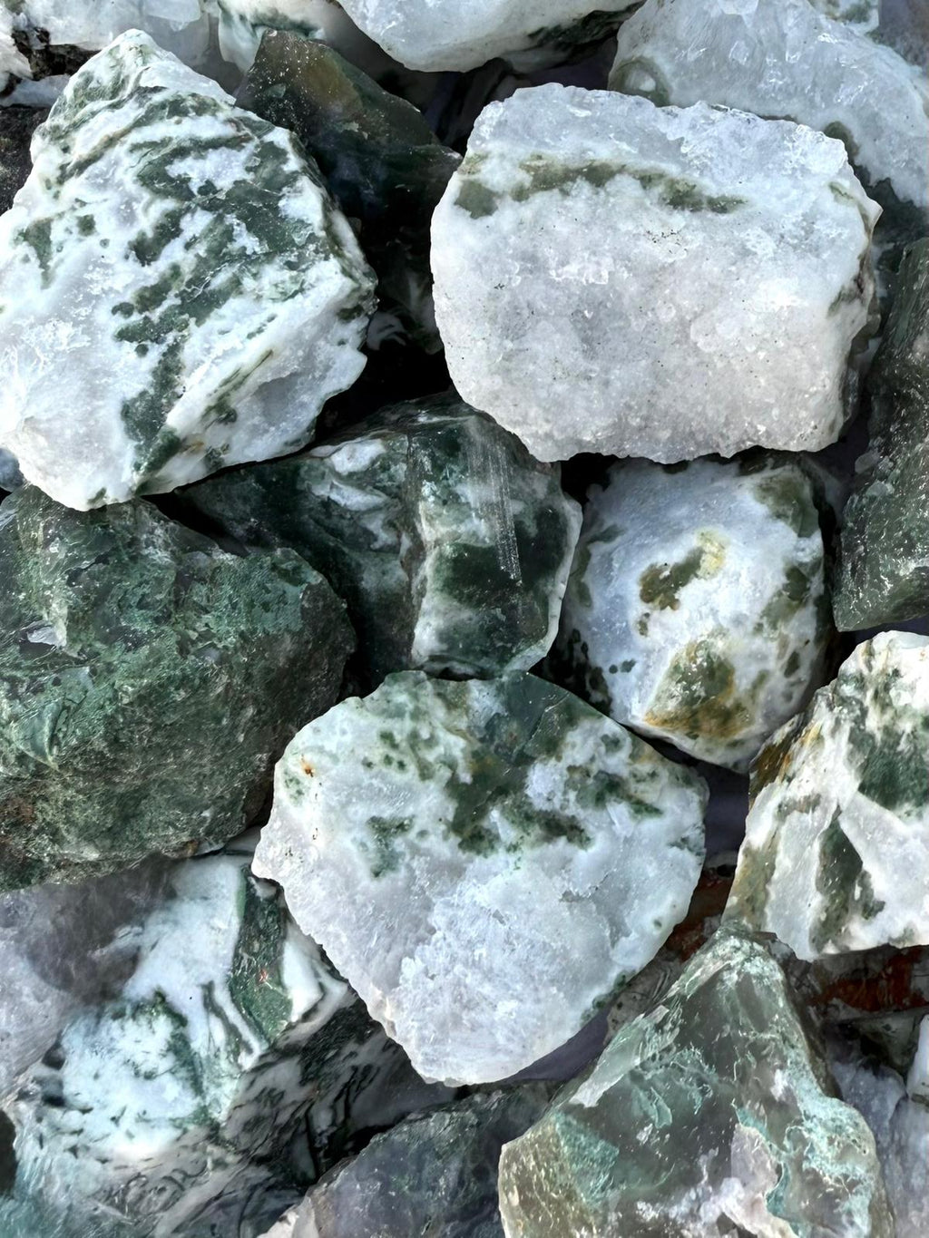 Natural Moss Agate Crystal – Grounding Heart Chakra Stone for Growth & Stability - Stone of New Beginnings - Raw Chunk